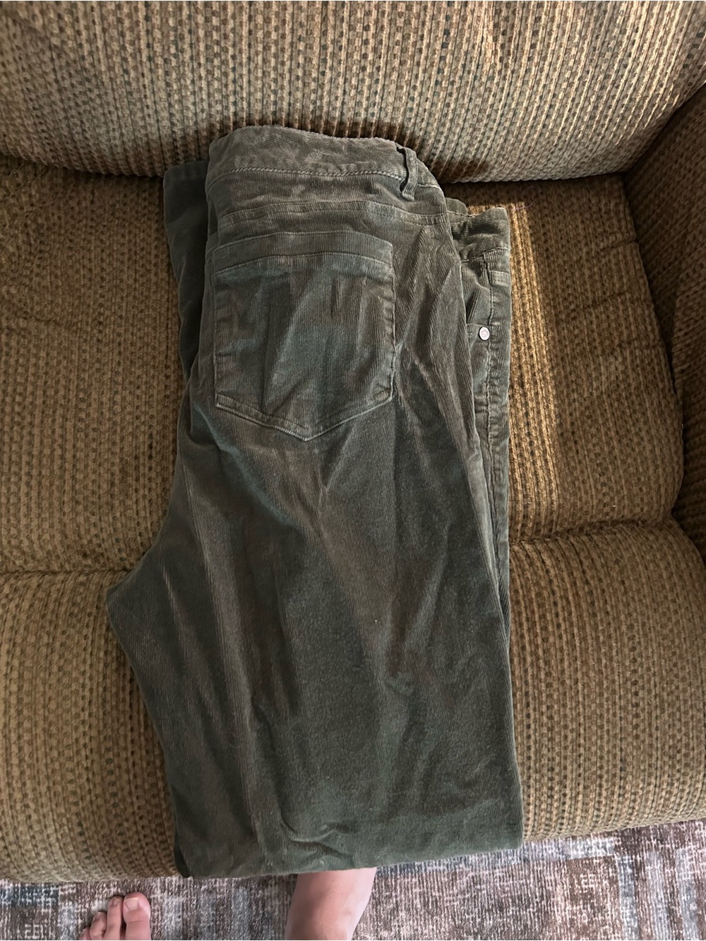 Women’s mountain khakis Corduroy Pants in Olive Green 14 reg